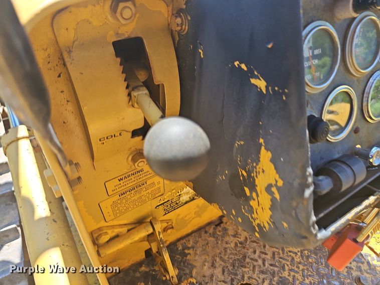 image for item NT9914 1975 Dresser TD-8E  dozer