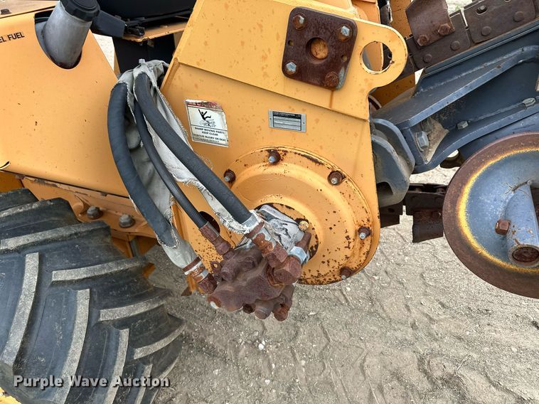 image for item NY9219 2000 Case 560  trencher with trailer