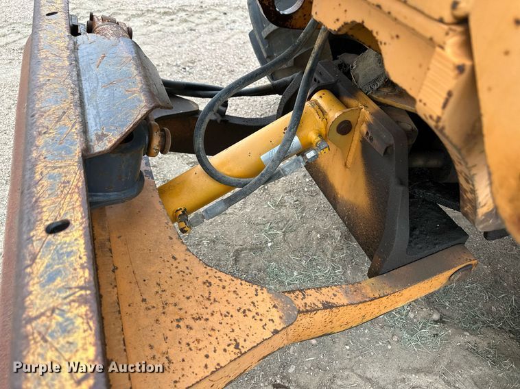 image for item NY9219 2000 Case 560  trencher with trailer