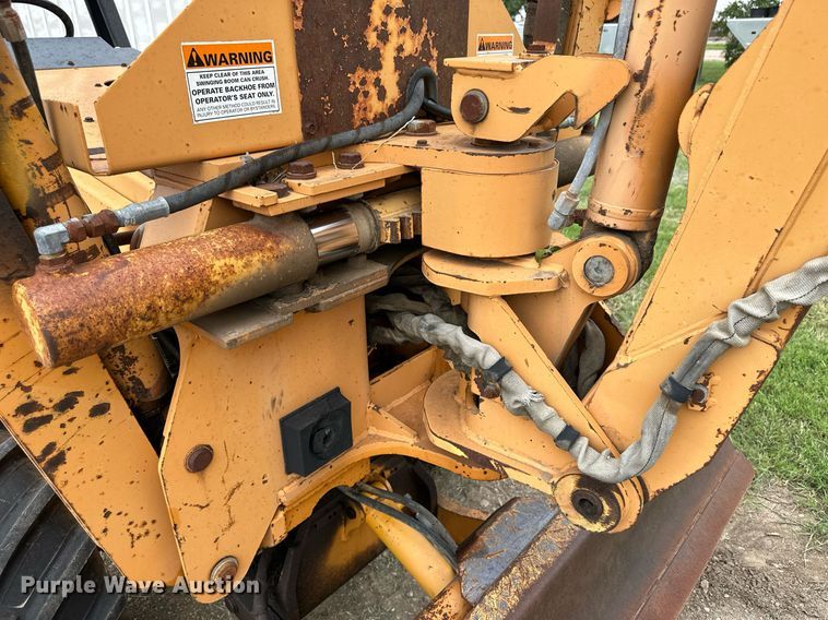 image for item NY9219 2000 Case 560  trencher with trailer