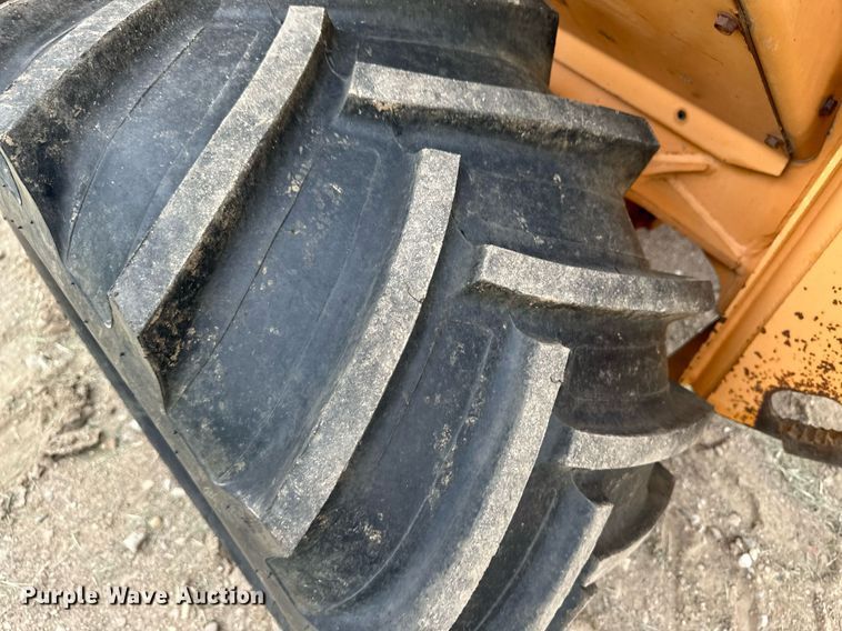 image for item NY9219 2000 Case 560  trencher with trailer