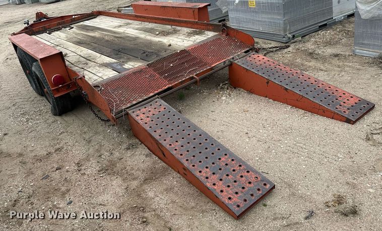 image for item NY9219 2000 Case 560  trencher with trailer