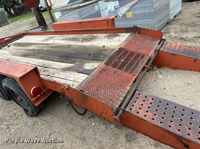 image for item NY9219 2000 Case 560  trencher with trailer