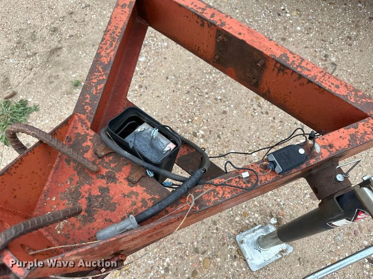 image for item NY9219 2000 Case 560  trencher with trailer