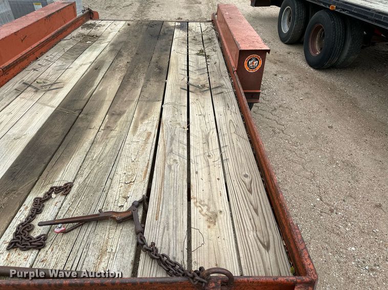 image for item NY9219 2000 Case 560  trencher with trailer