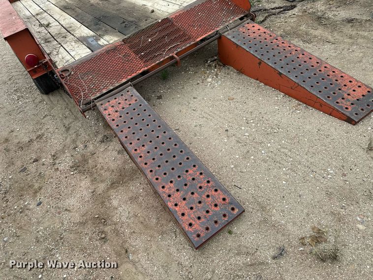 image for item NY9219 2000 Case 560  trencher with trailer