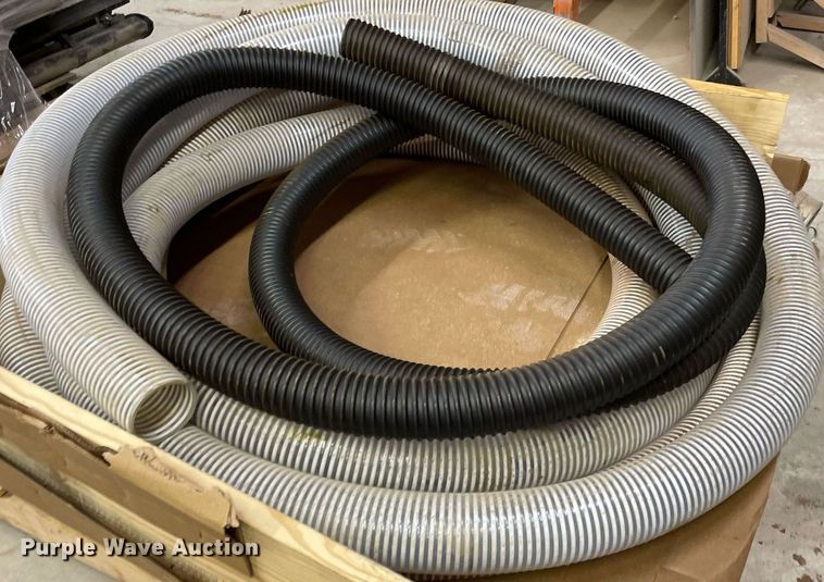 image for item NY9625 (2) vacuum excavator hoses