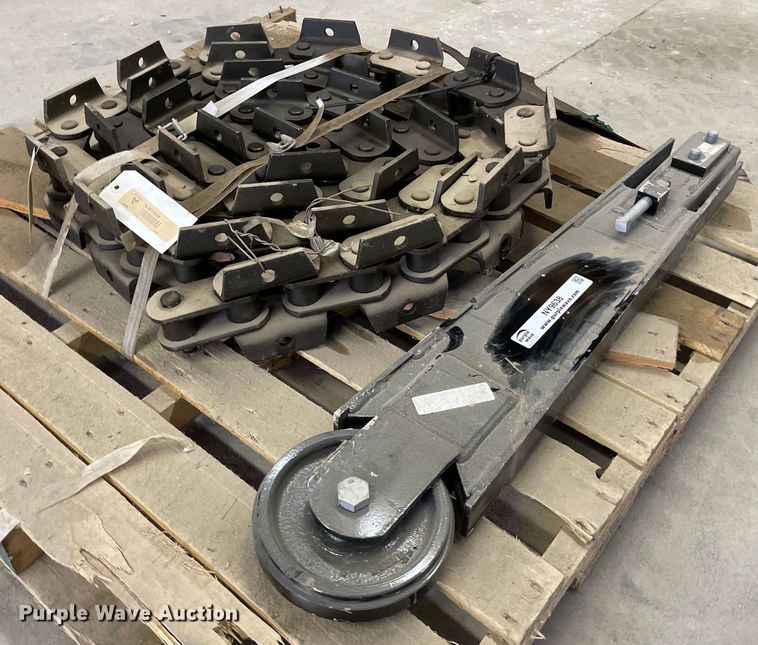 image for item NY9638 Vermeer 3990  trencher chain