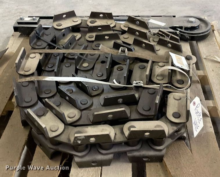 image for item NY9638 Vermeer 3990  trencher chain