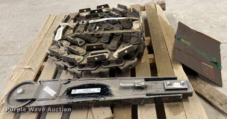 image for item NY9638 Vermeer 3990  trencher chain