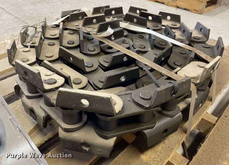 image for item NY9638 Vermeer 3990  trencher chain