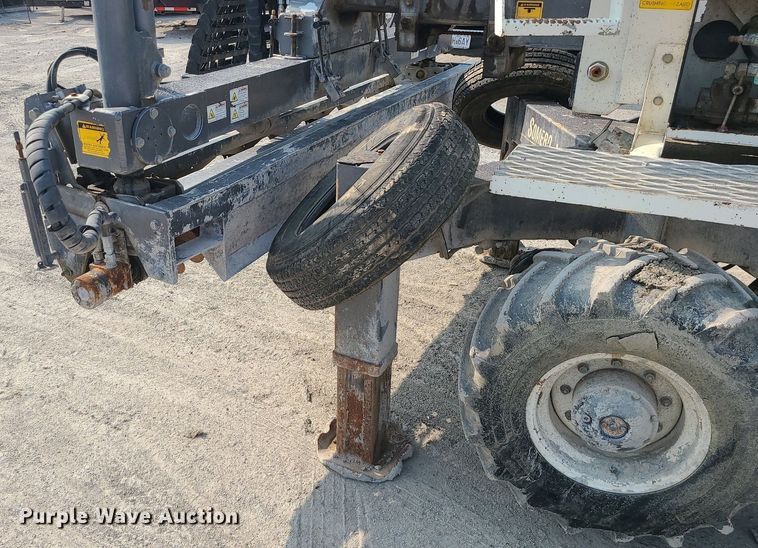 image for item ZA0342 Somero S160  screed