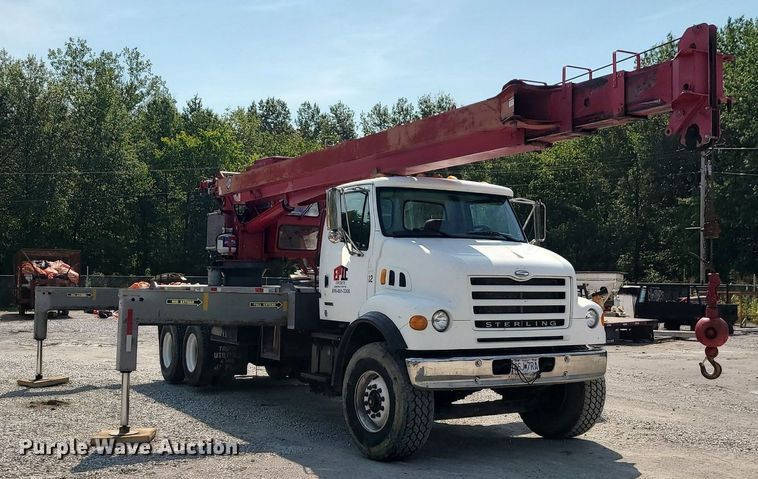 image for item ZA0344 2001 Sterling LT7500  crane truck