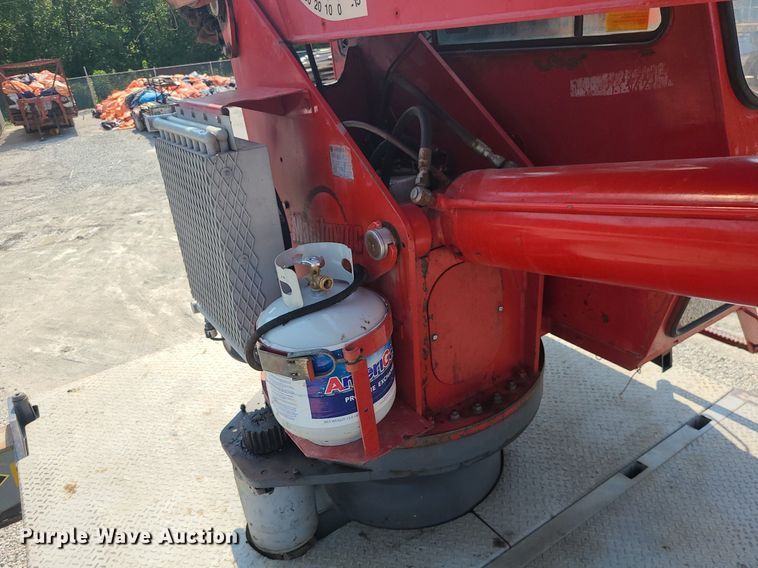 image for item ZA0344 2001 Sterling LT7500  crane truck