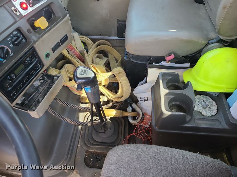 image for item ZA0344 2001 Sterling LT7500  crane truck