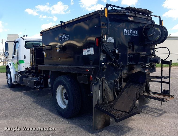 image for item DO3048 2012 Freightliner Business Class M2 pothole patcher truck