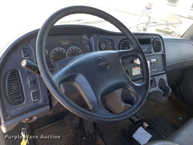 image for item DO3048 2012 Freightliner Business Class M2 pothole patcher truck