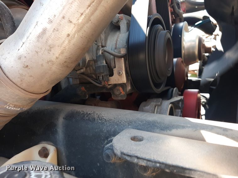 image for item DO3048 2012 Freightliner Business Class M2 pothole patcher truck