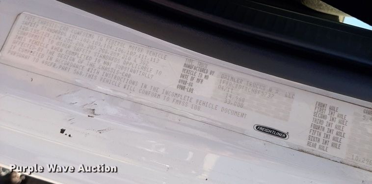 image for item DO3048 2012 Freightliner Business Class M2 pothole patcher truck