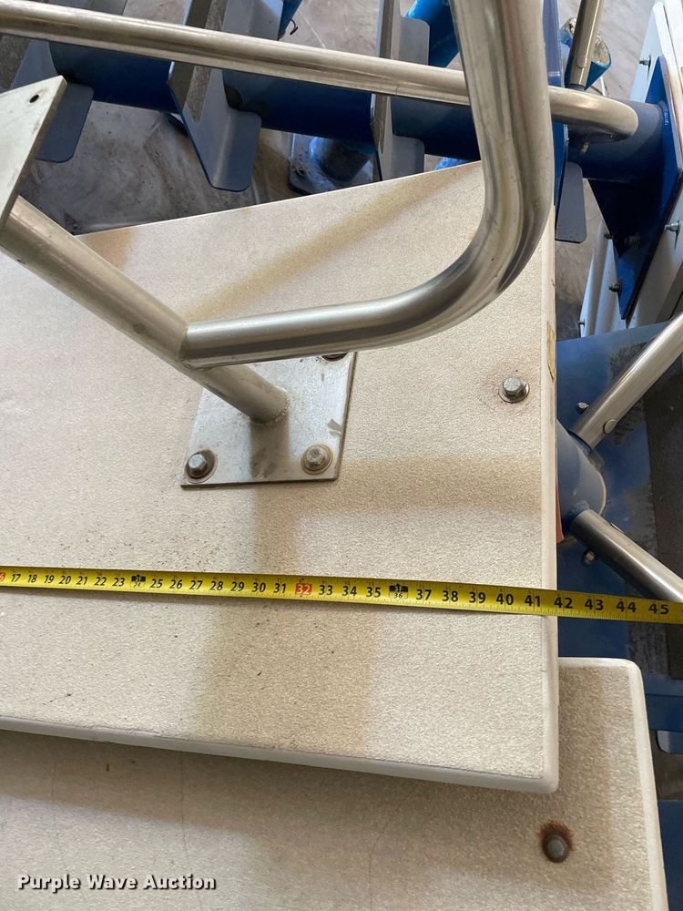 image for item HN9915 Pool equipment