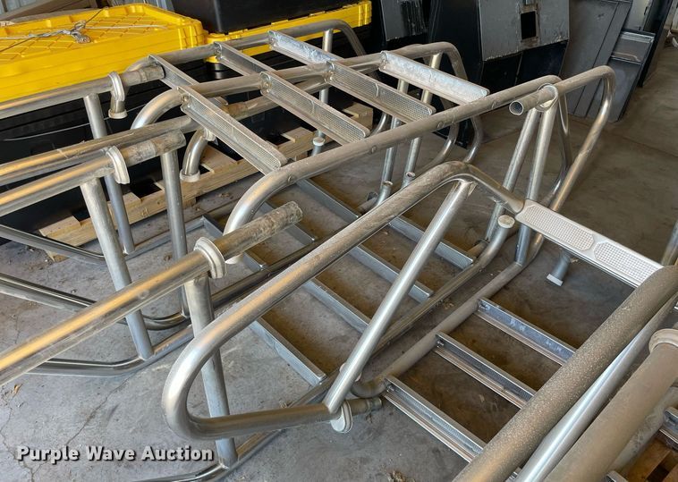 image for item HN9915 Pool equipment