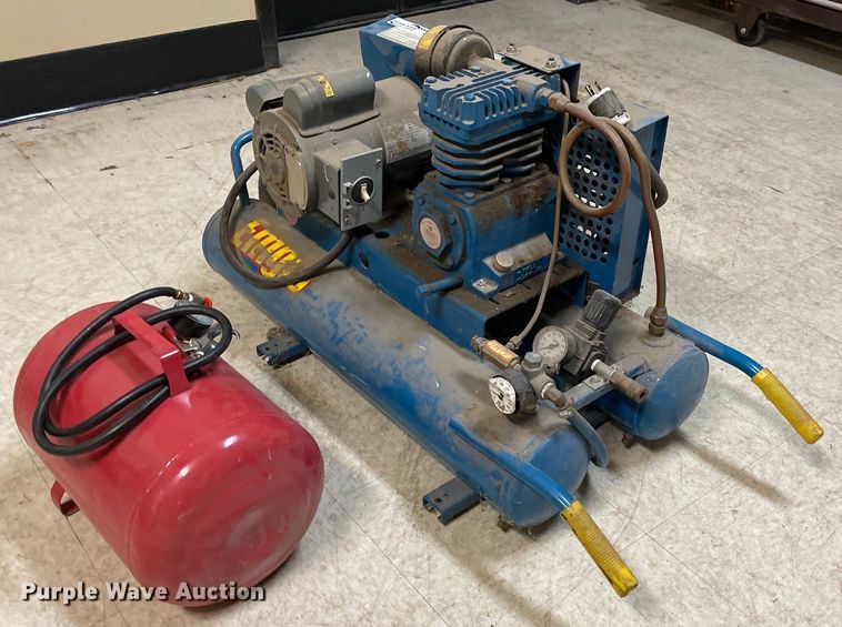 image for item HN9934 Emglo KU air compressor