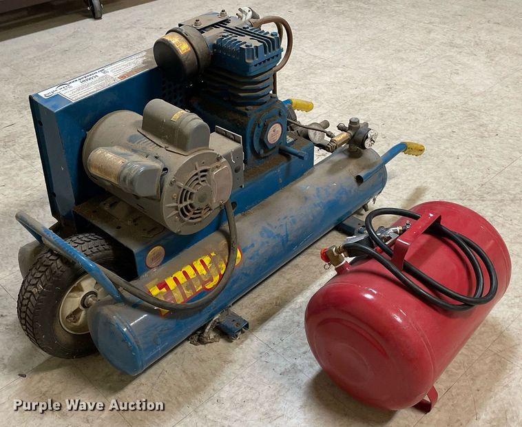 image for item HN9934 Emglo KU air compressor