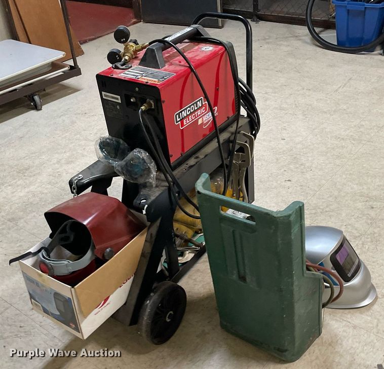 image for item HN9938 Lincoln Electric Pro Mig 140 welder