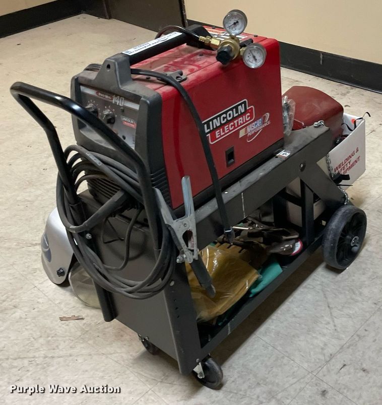 image for item HN9938 Lincoln Electric Pro Mig 140 welder