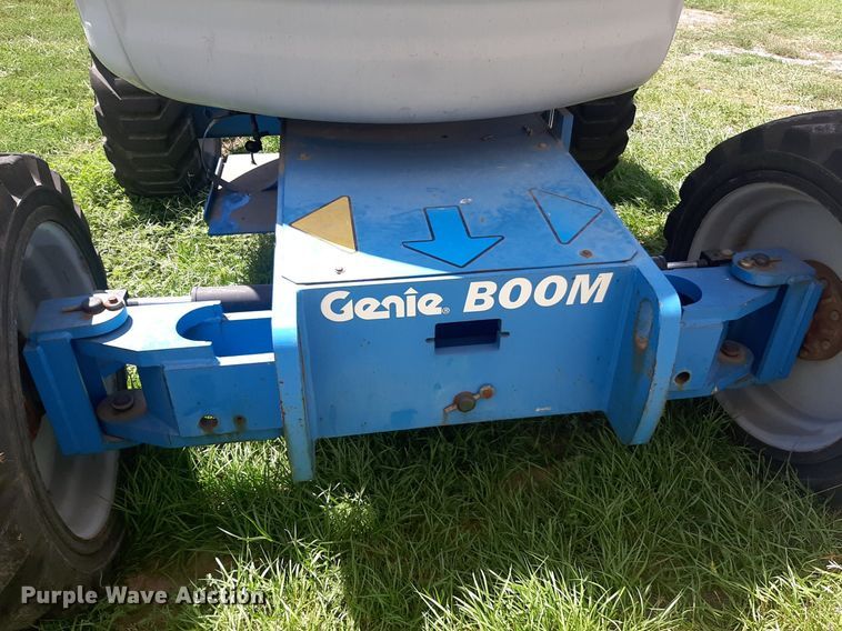 image for item IP9437 2004 Genie Z-45/25 boom lift