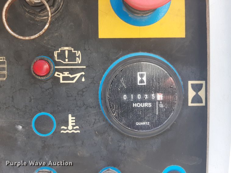 image for item IP9437 2004 Genie Z-45/25 boom lift