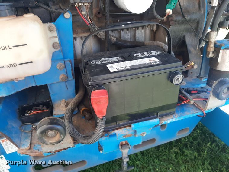 image for item IP9437 2004 Genie Z-45/25 boom lift