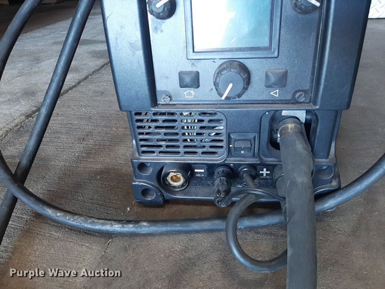 image for item IP9441 Lincoln Power Mig 210 welder