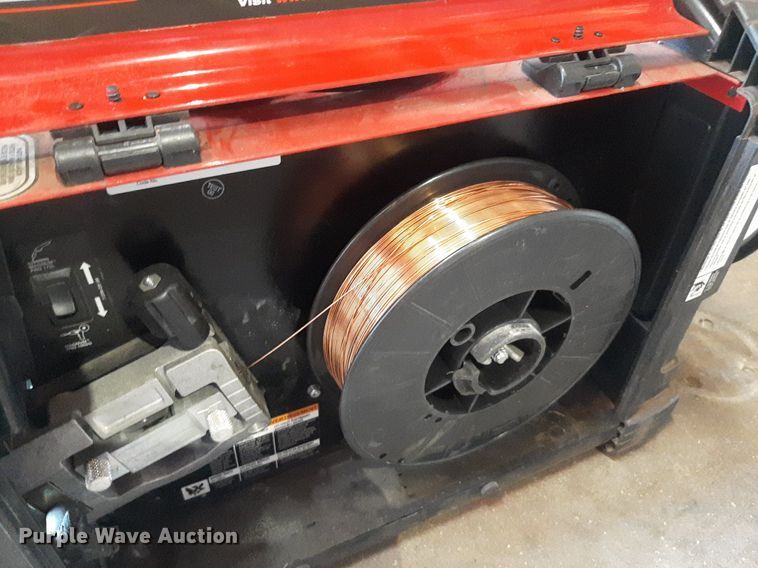 image for item IP9441 Lincoln Power Mig 210 welder