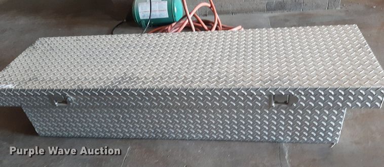 image for item IP9445 Tractor Supply toolbox