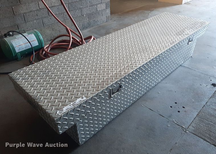 image for item IP9445 Tractor Supply toolbox