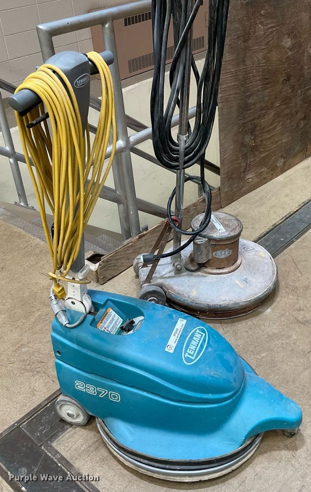 image for item IP9449 (2) floor scrubbers