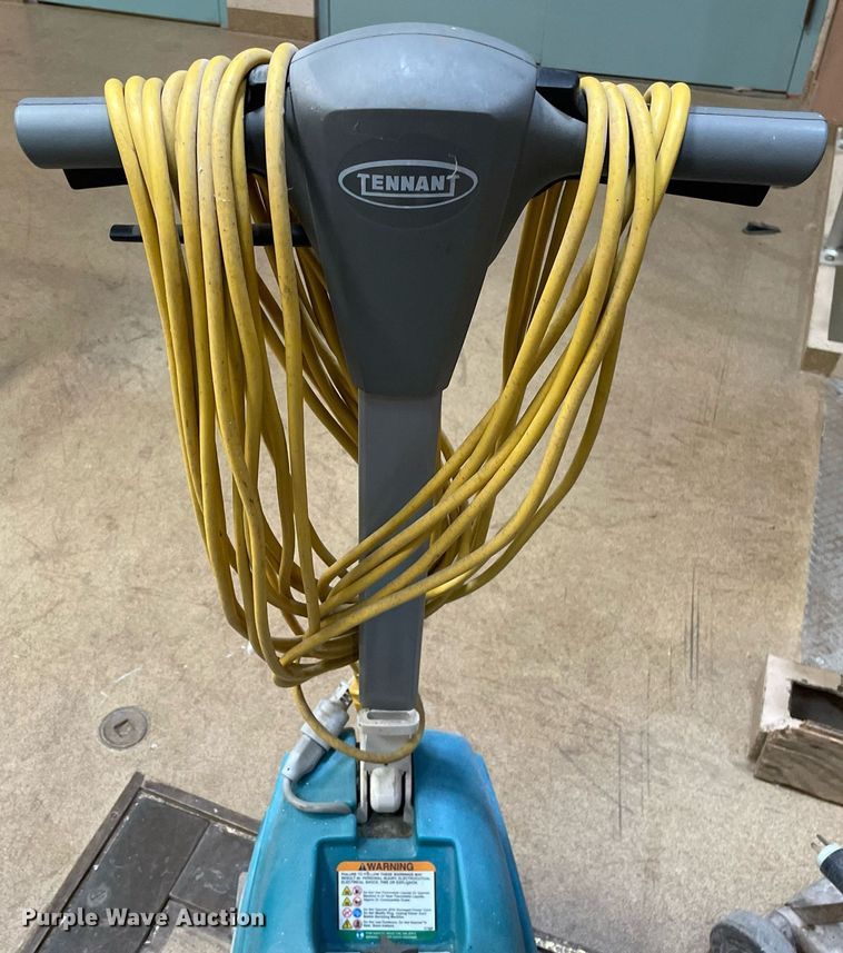 image for item IP9449 (2) floor scrubbers