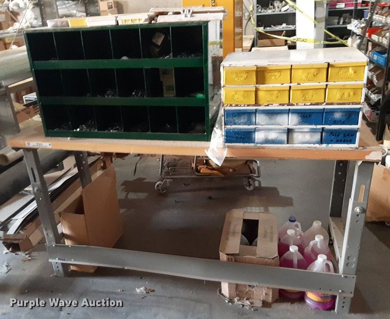 image for item IP9454 Work bench