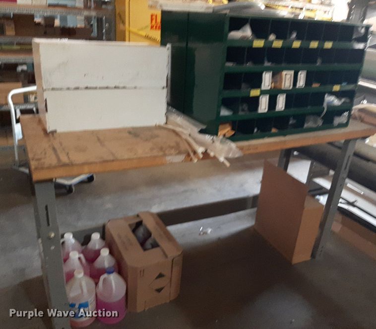 image for item IP9454 Work bench