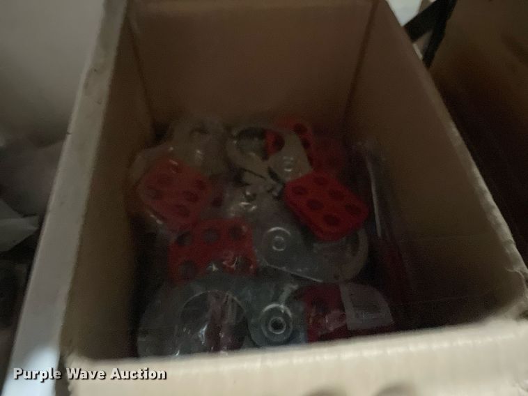 image for item IP9456 Building materials