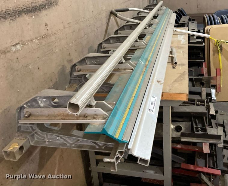 image for item IP9462 Tapco  Pro III-C siding brake