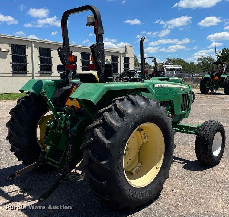 image for item NH9393 2008 John Deere 5303 tractor