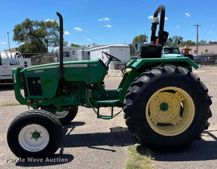 image for item NH9393 2008 John Deere 5303 tractor