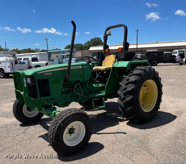 image for item NH9394 2008 John Deere 5303 tractor