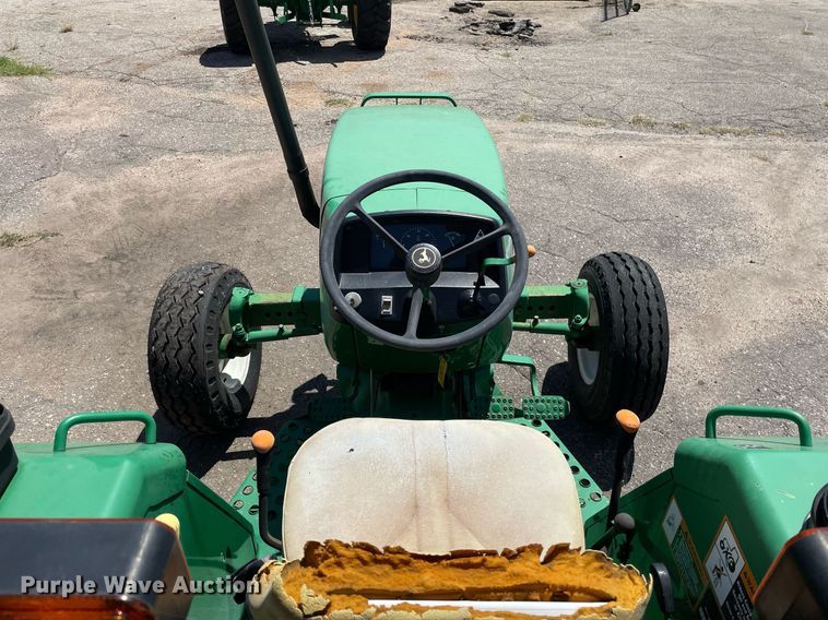 image for item NH9394 2008 John Deere 5303 tractor