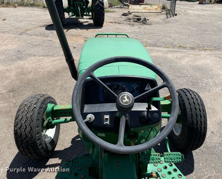 image for item NH9394 2008 John Deere 5303 tractor