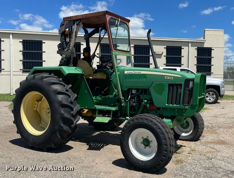 image for item NH9395 2008 John Deere 5303 tractor