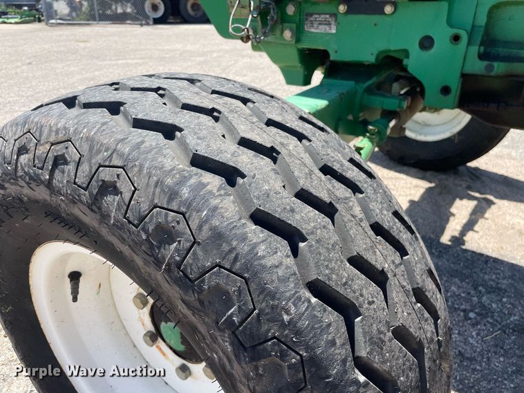 image for item NH9395 2008 John Deere 5303 tractor