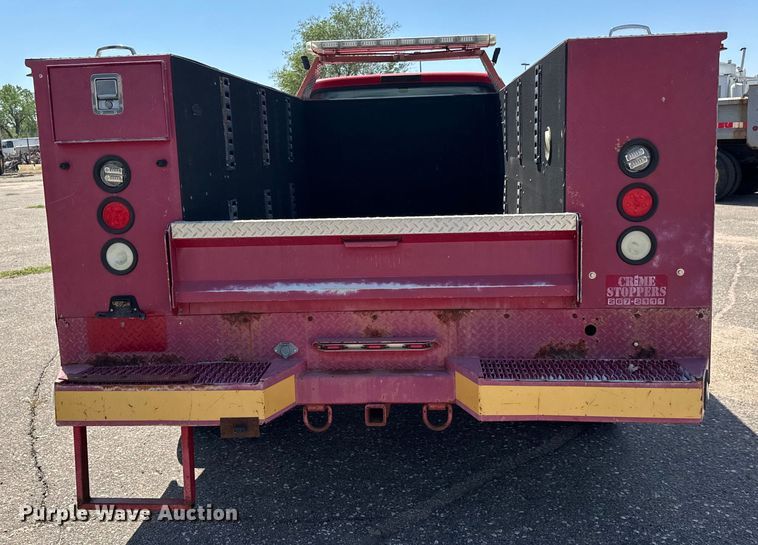 image for item NH9399 2007 Ford F550 Super Duty XL brush fire truck